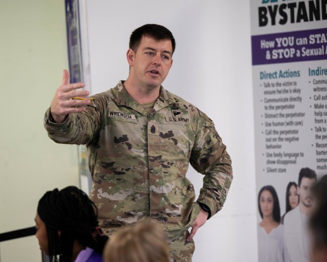 USAG Rheinland-Pfalz CSM hosts MOMC breakfast, honors resilience and sacrifice of military children