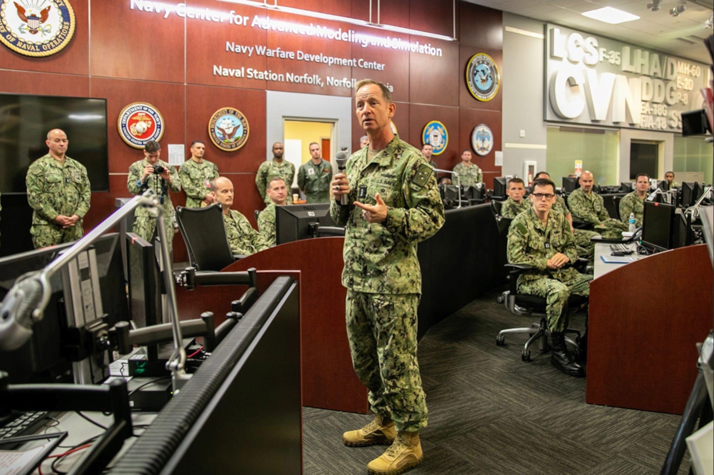 5th Fleet Reserve Sailors Build Warfighting Readiness in MAKO Storm 2024