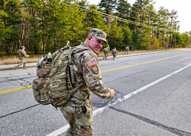 New Hampshire Army National Guard Hosts Norwegian Foot March