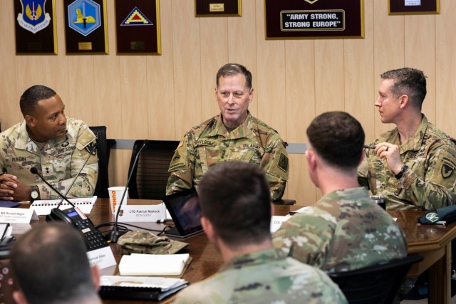 Deputy CoS, G-3/5/7 Lt. Gen. Matlock tours USAG Rheinland-Pfalz, discusses future stationing actions and posture growth