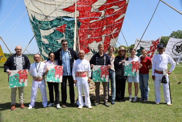 Neighboring cities invite Camp Zama to share in Japanese culture at giant kite festival
