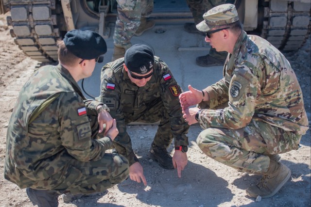 Idaho Army National Guard Soldiers train with Canadian and Polish soldiers