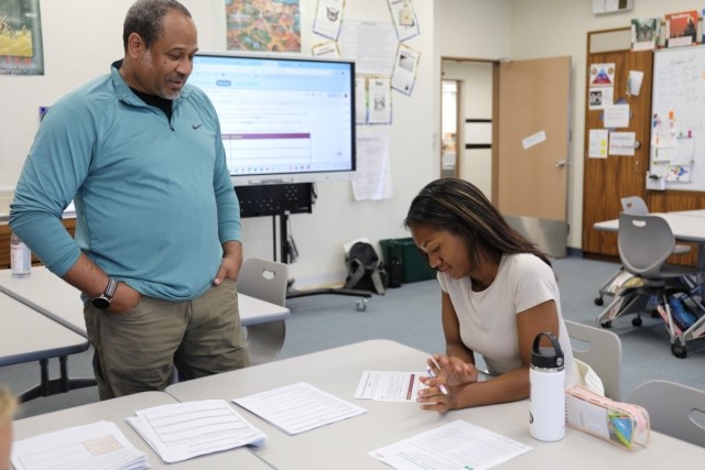 Camp Zama students, parents prepare for post-secondary future together
