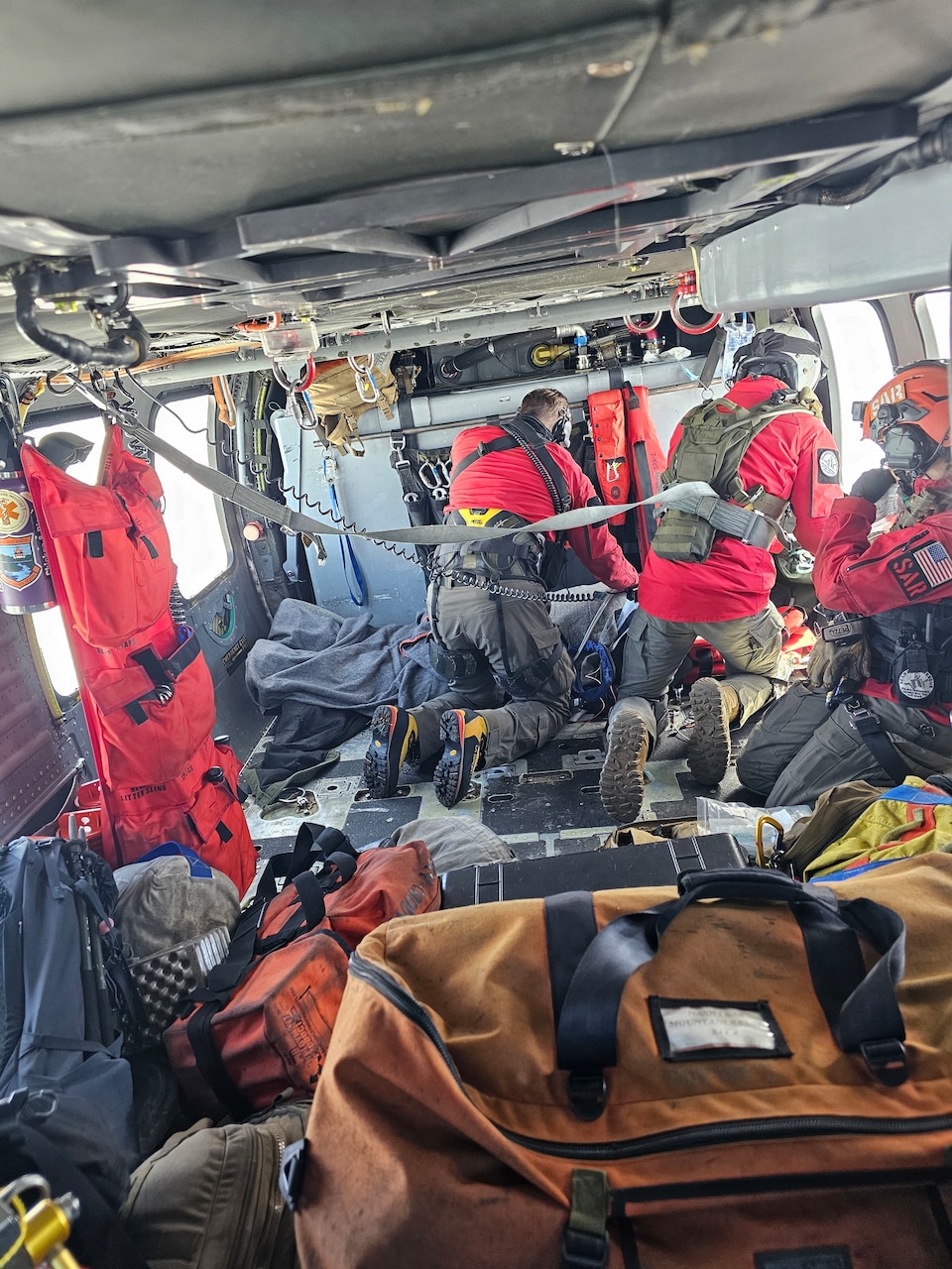 Whidbey SAR Airlifts Soldier to St. Joseph’s Hospital
