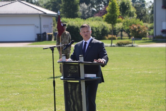 U.S. Army Garrison Wiesbaden welcomes new commander