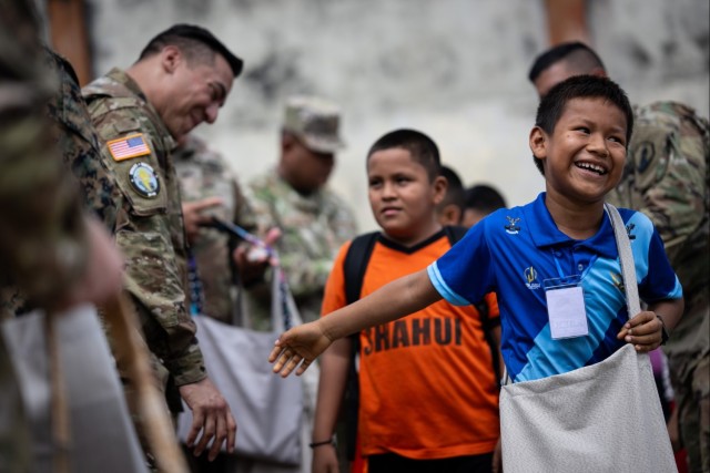 U.S. Army, Marine Civil Affairs boost education in Peru during RS24