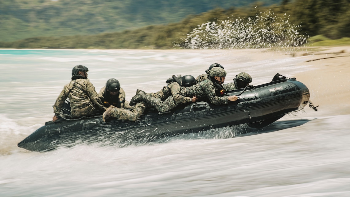 Combined, joint forces complete amphibious raid during RIMPAC 2024