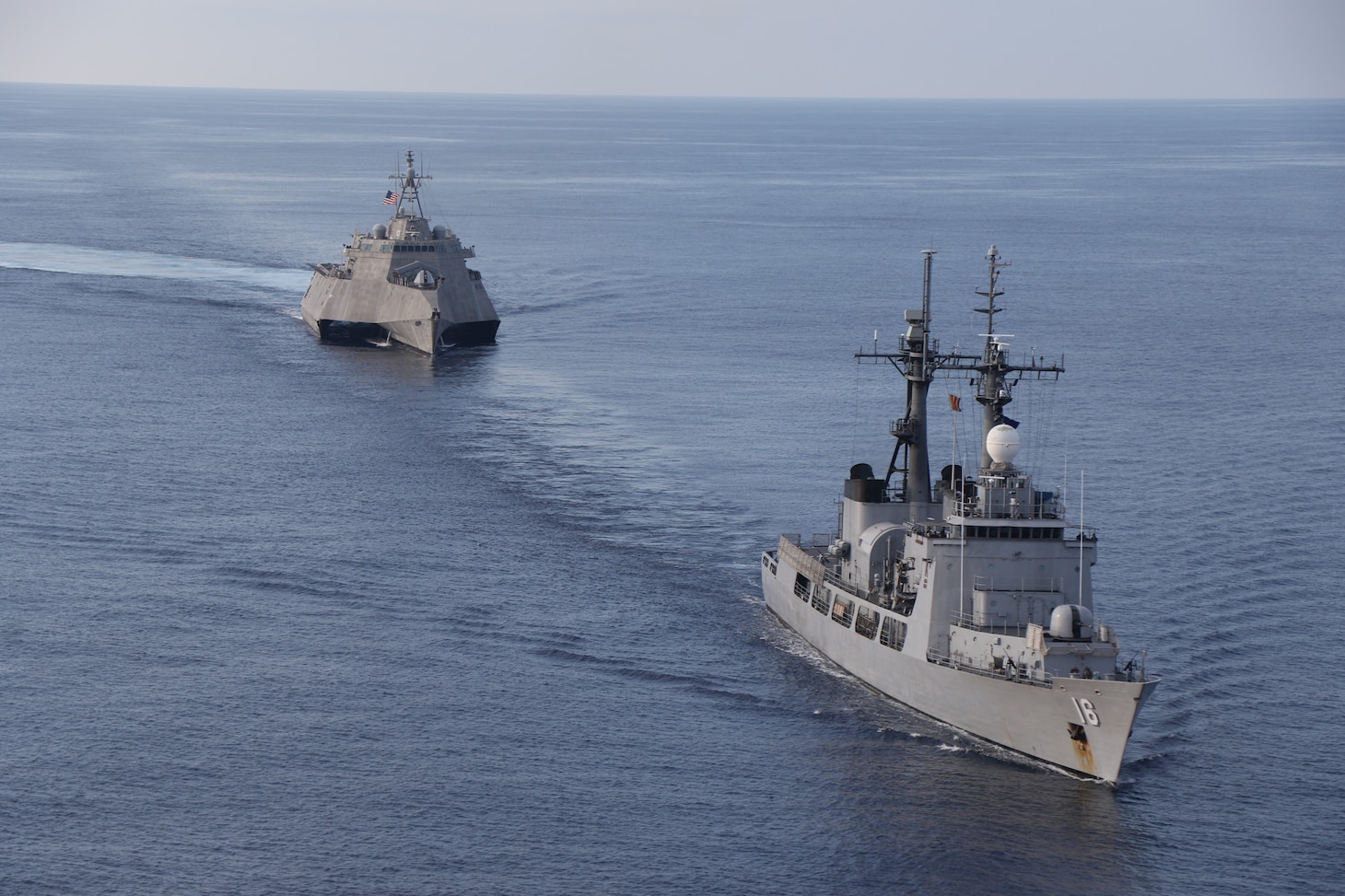 USS Mobile conducts Maritime Cooperative Activity with BRP Ramon Alcaraz