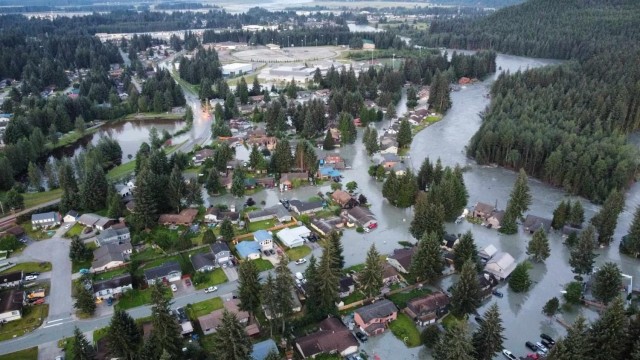 Alaska Guard Assists Juneau Following Glacial Flooding