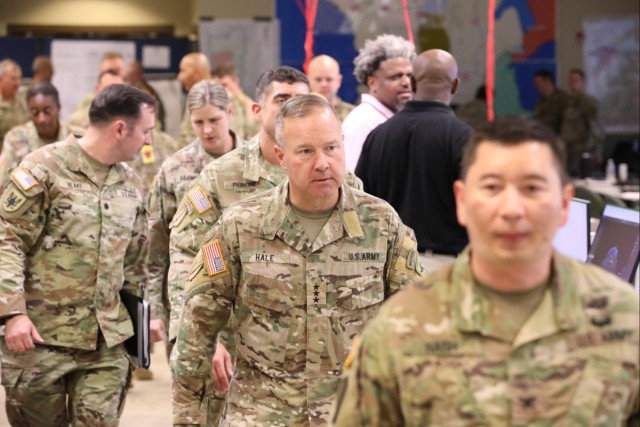 Top Army intelligence officer visits largest annual U.S. Army Reserve training exercise