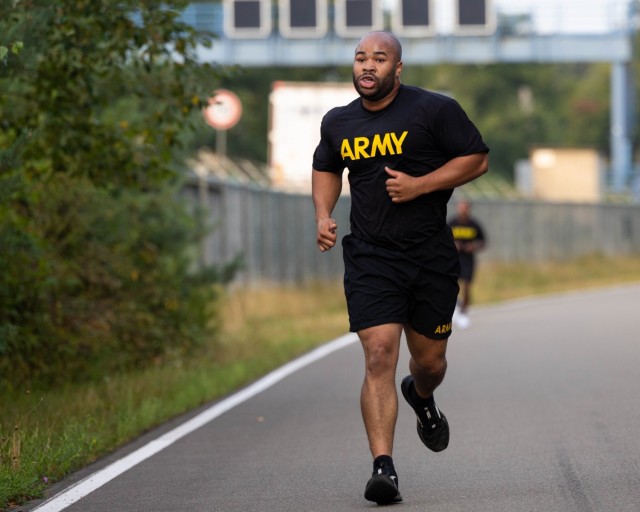 USAG Rheinland-Pfalz Soldiers complete ACFT, prioritize readiness