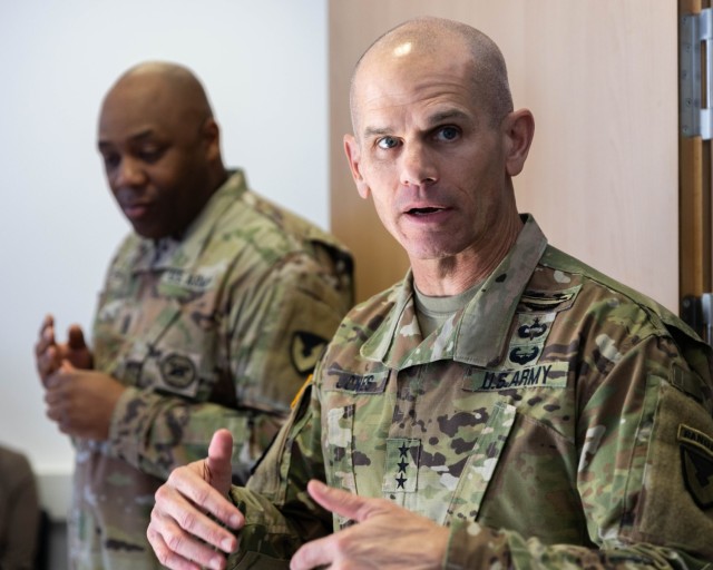 “Thank You” tour: IMCOM’s senior leaders tour USAG Rheinland-Pfalz, meet those who ‘make it happen’