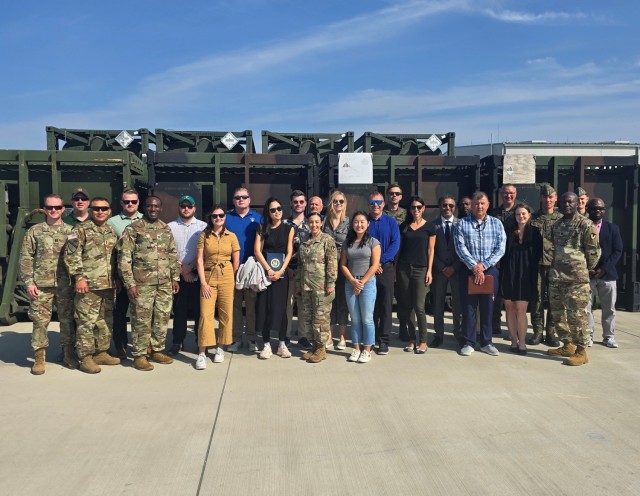 Congressional, U.S. Embassy staff delegation visits Army’s newest APS worksite