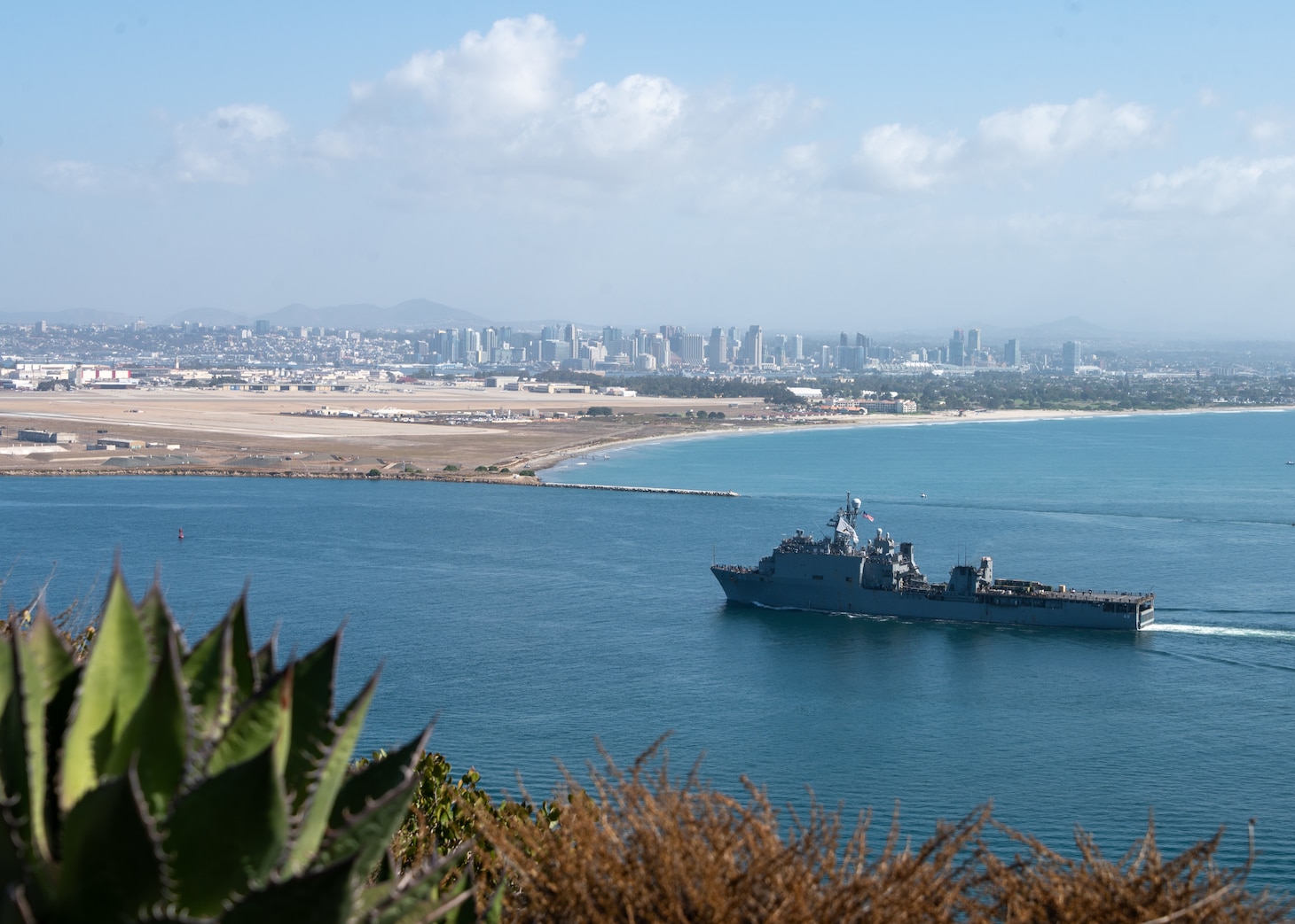 USS Harpers Ferry (LSD 49) returns to homeport after Indo-Pacific deployment