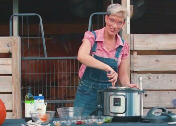 Live Whole Health #245: Hearty Pumpkin Chili: Embrace the harvest