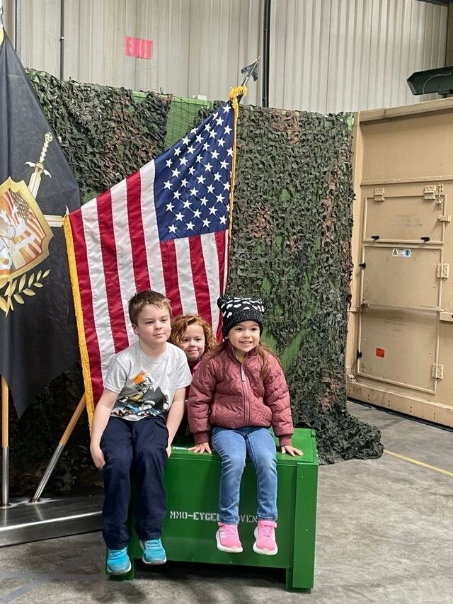 Dutch Ministry of Defense workforce at Eygelshoven APS-2 holds family day event at site