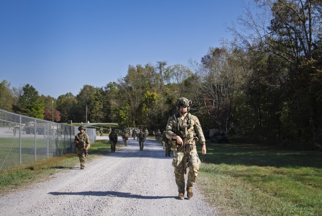 101st Airborne Soldiers assess new Next Generation Squad Weapon with 6.8mm ammo