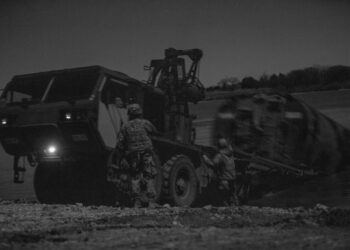 Forging Pathways Over Water: Wet Gap Crossing Tests Army Engineers’ Combat Readiness