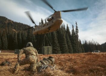 Washington Guard Recognized for Aircraft Crash Recovery Help