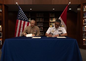 U.S. and Peruvian Marines Plan Together