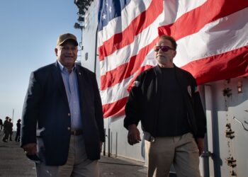SECNAV holds all hands call aboard Boxer with former Governor Arnold Schwarzenegger