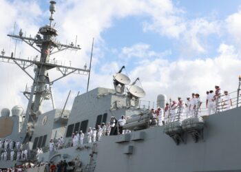 USS Frank E. Petersen Jr. & USS Michael Murphy Return to Pearl Harbor after Deployment