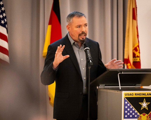 USAG Rheinland-Pfalz’s Baumholder community town hall boosts transparency