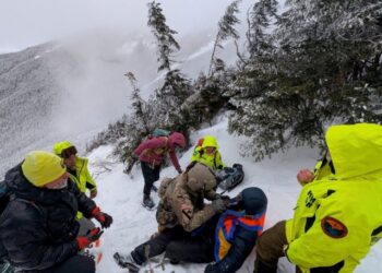 New Hampshire National Guard Rescues Hypothermic Hiker