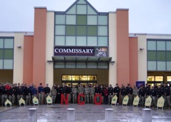 NCOs take lead in giving thanks to USAG Bavaria Soldiers and Families