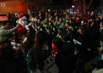 USAG Yongsan-Casey hosts annual holiday tree lighting ceremony