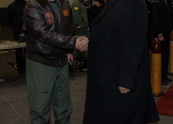 Secretary of the Navy visits USS George H. W. Bush