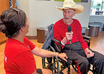 Volunteer creates karaoke program