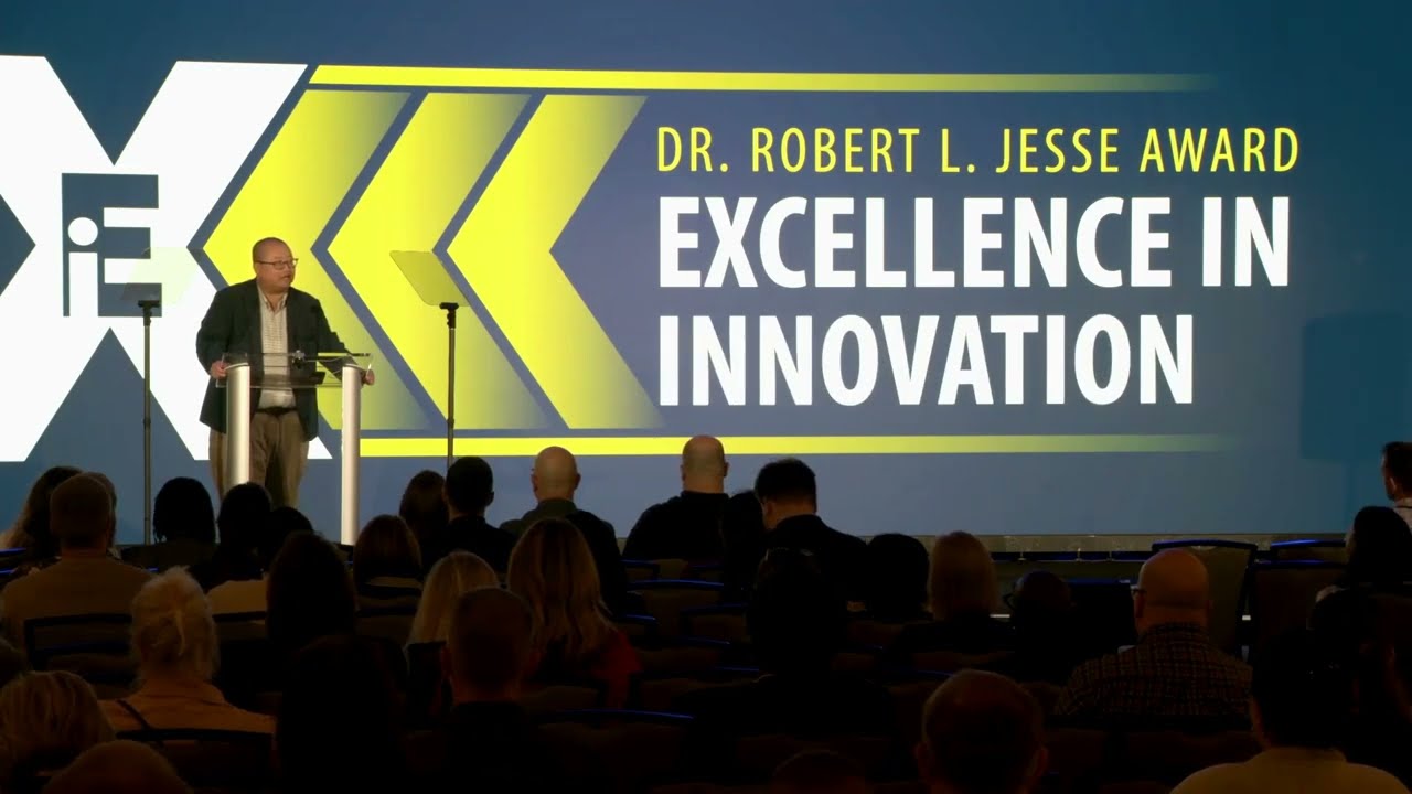 Honoring employee achievement at Innovation Experience