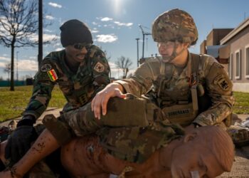 Ghana Armed Forces and U.S. Army medics build partnerships through training