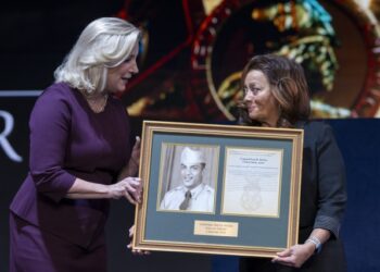 Korean War machine gunner receives Medal of Honor