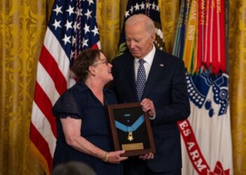 MOH recipient rushed to the aid of his crew