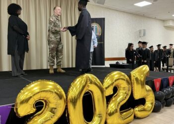 Garrison ceremony highlights academic excellence