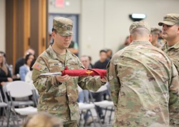 U.S. Army Reserve holds deployment ceremony