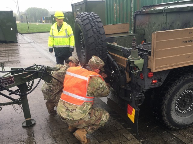 With DEFENDER 25 in ‘the cross hairs’ APS-2 blood support detachment issued at Dülmen