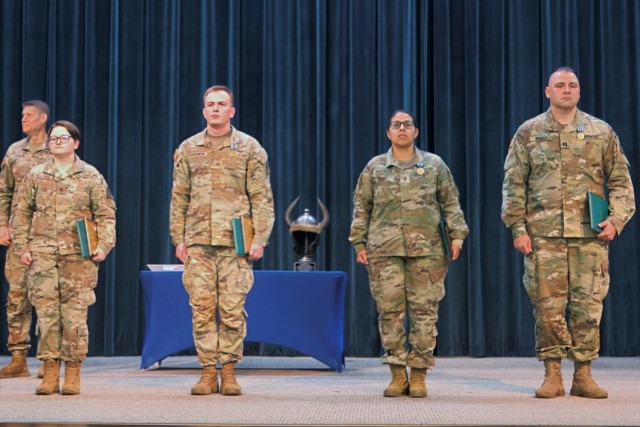 USARC Recognizes Top Performers for Reserve Legal Services