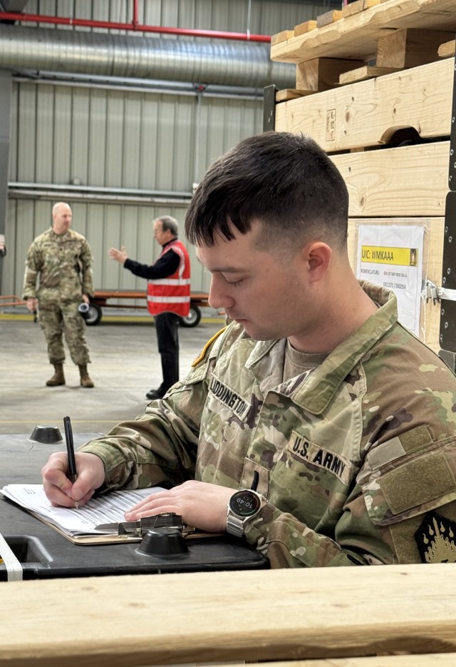 AFSBn-Benelux issues APS-2 vehicles, CBRN equipment to chem company for DEFENDER 25