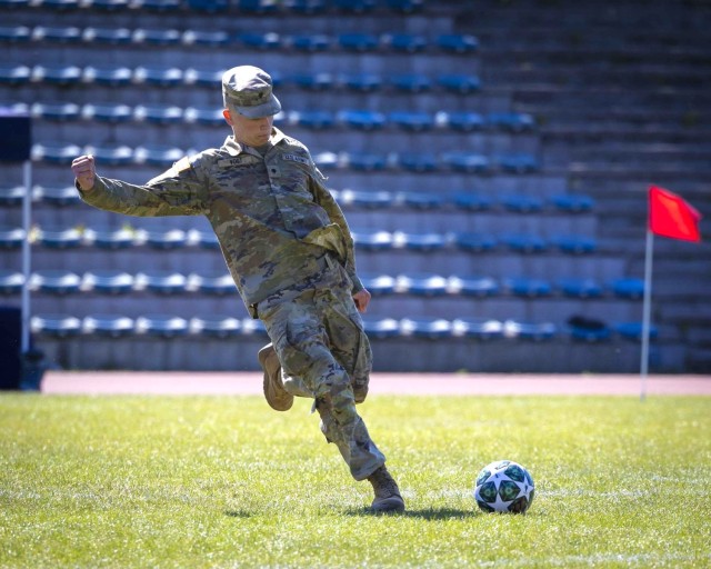 Strong Soldiers, strong force: USAG Rheinland-Pfalz BOSS program celebrates Single Soldier Day