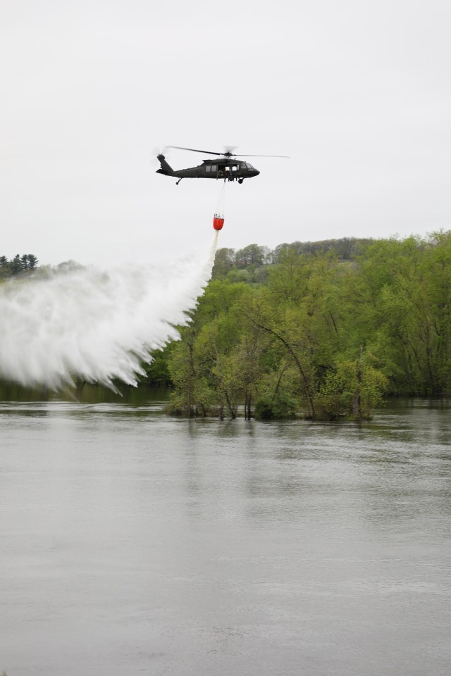 NY Aircrews train with state Forest Rangers for Aerial Firefighting