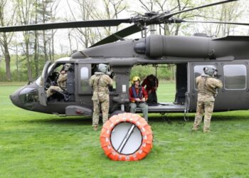 N.Y. National Guard Aircrews Train with Forest Rangers to Prep for Wildfires