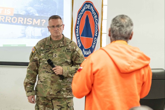 Missouri Guard, Panama Share Knowledge in Bilateral Training