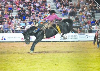 Buck up: 
Soldiers, families from The Great Place show out for Military Appreciation Night at Killeen Rodeo