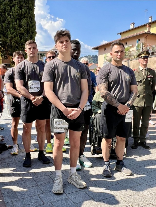 Soldiers from the 10th Mountain Division took part in a 40-mile event and commemorations to honor 10th Mountain Division troops who died in World War II and to honor the memory of Col. William O. Darby and Sgt. Maj. John “Tim” Evans who died...