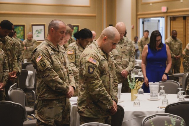Soldiers reflect on Spiritual Readiness at Fort Shafter Prayer Breakfast