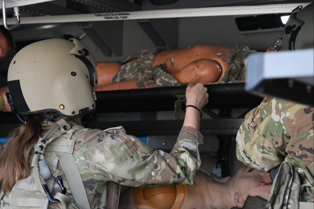 Oregon Army National Guard Flight Medics Help Design the Future of MEDEVAC Technology