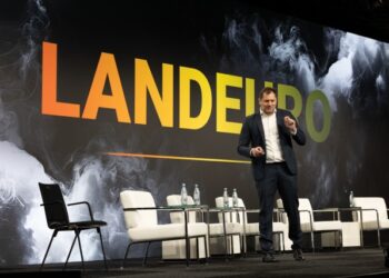 Ukraine’s Ministry of Digital Transformation to LANDEURO audience: “Let’s Test Everything in Ukraine”